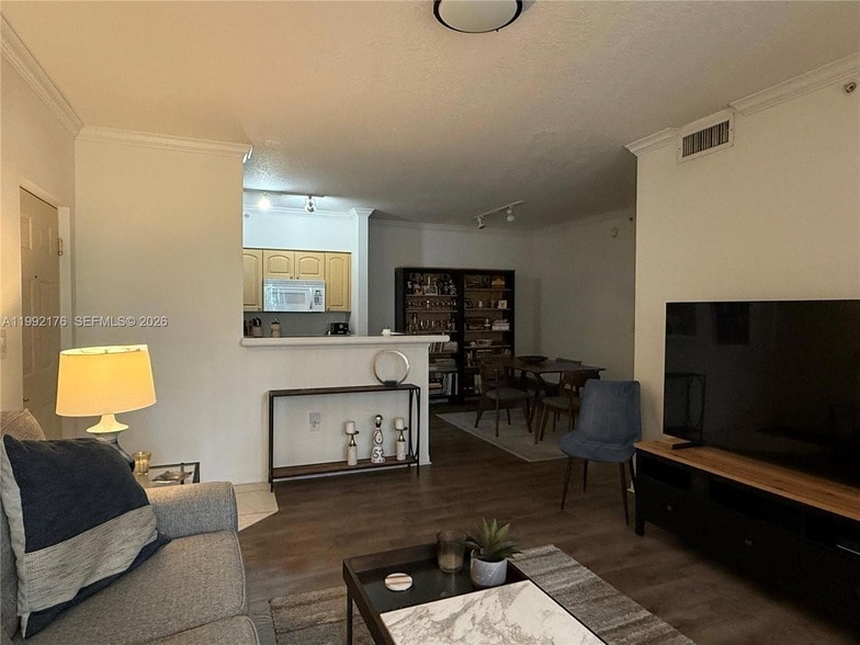 Photo - 6831 SW 44th St Unit 203
