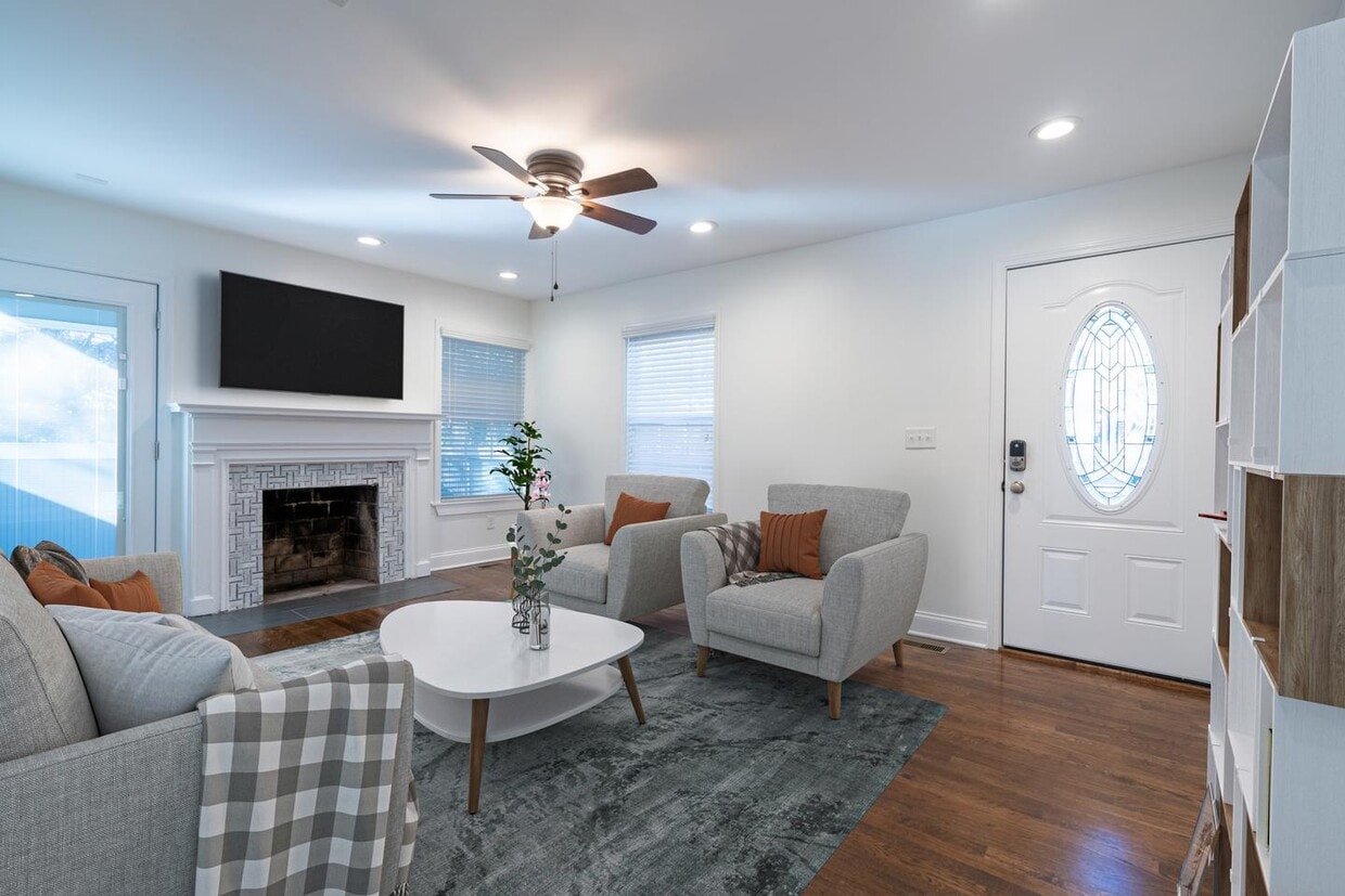 Foto principal - 634 Stokeswood Ave SE
