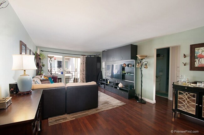 living room - 3421 Park Blvd