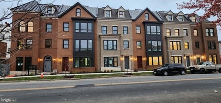 Building Photo - 113 N West St