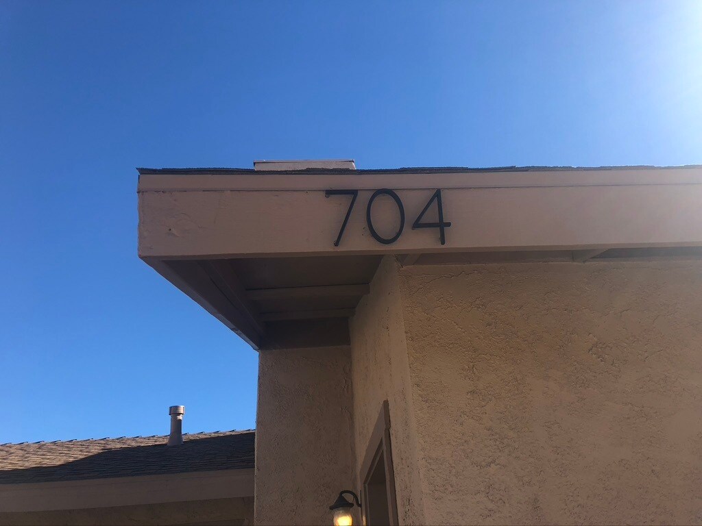 704 N Florence St Unit A, Ridgecrest, CA 93555 Apartments in