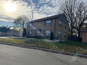 Building Photo - 1111 Lincoln St