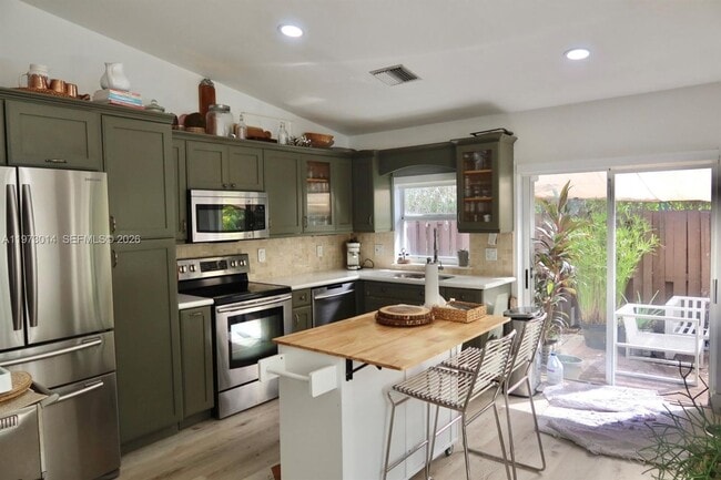 Photo - 5862 NW 113th Pl House