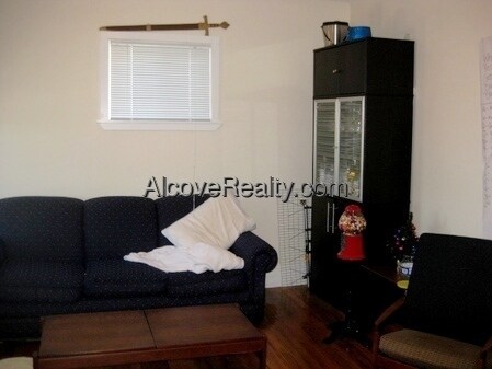 Foto del edificio - 364 Highland Ave