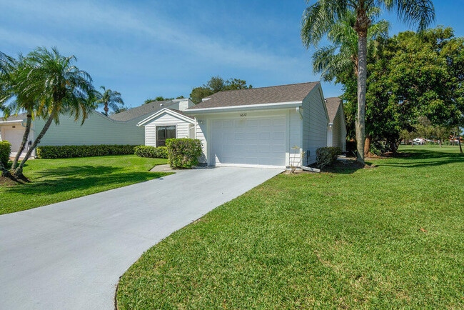 Building Photo - 6672 S Pine Ct