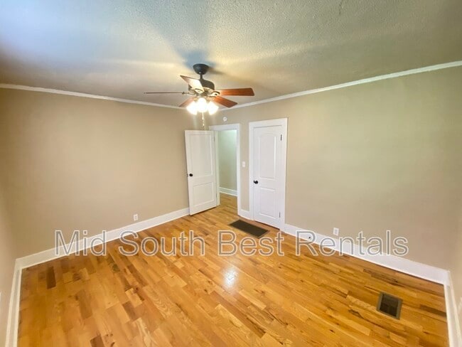 Building Photo - 1514 Tutwiler Ave