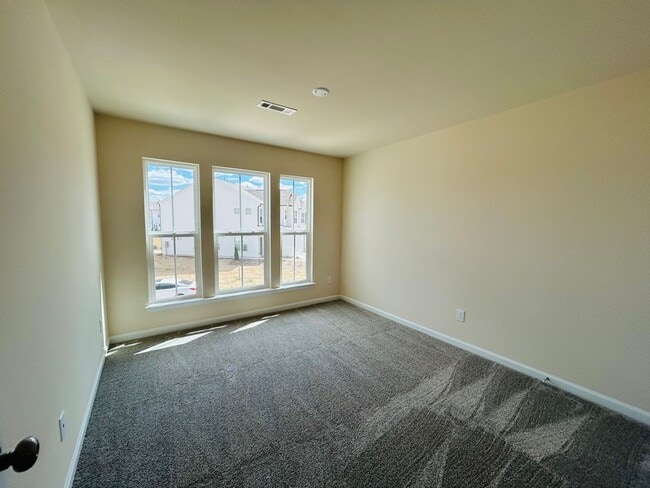 Building Photo - BRAND NEW 2-story 1-car garage Jamestown t...