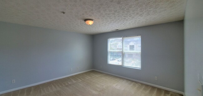 Building Photo - Open House on Saturday 1/4/2025 at 10:00-1...