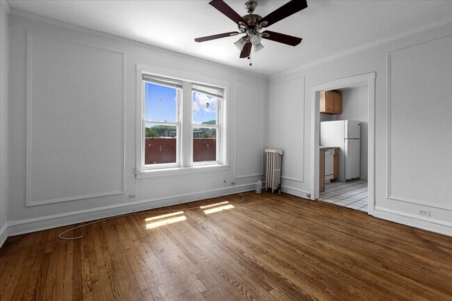 Foto del edificio - 6414 N Newgard Ave
