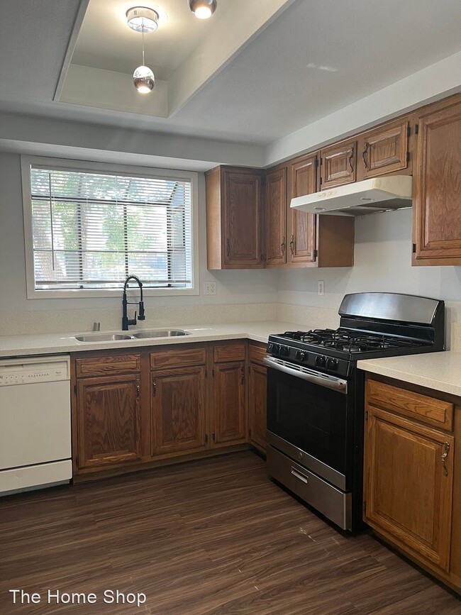 Building Photo - 2 br, 2 bath House - 3940 Edgemoor Way