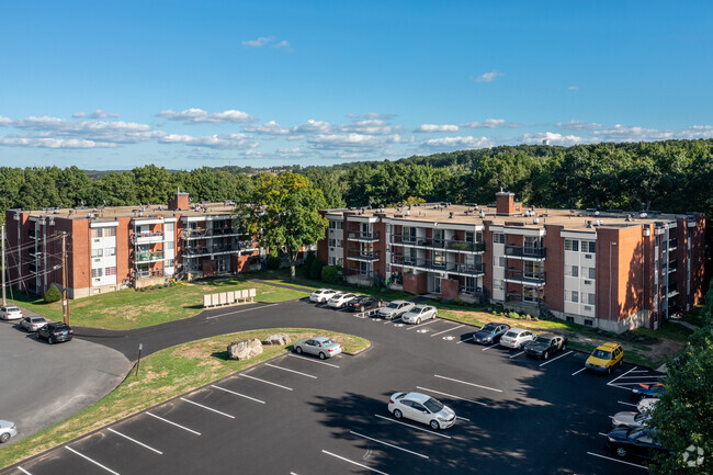 Building Photo - Eastwood Terrace