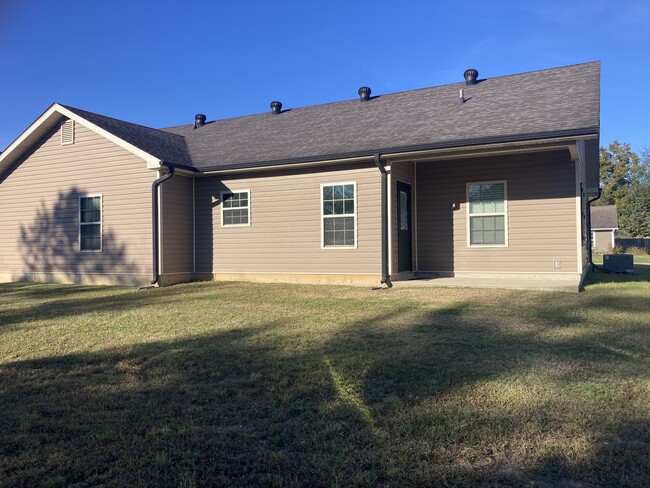 Building Photo - 130 Fortitude Ave