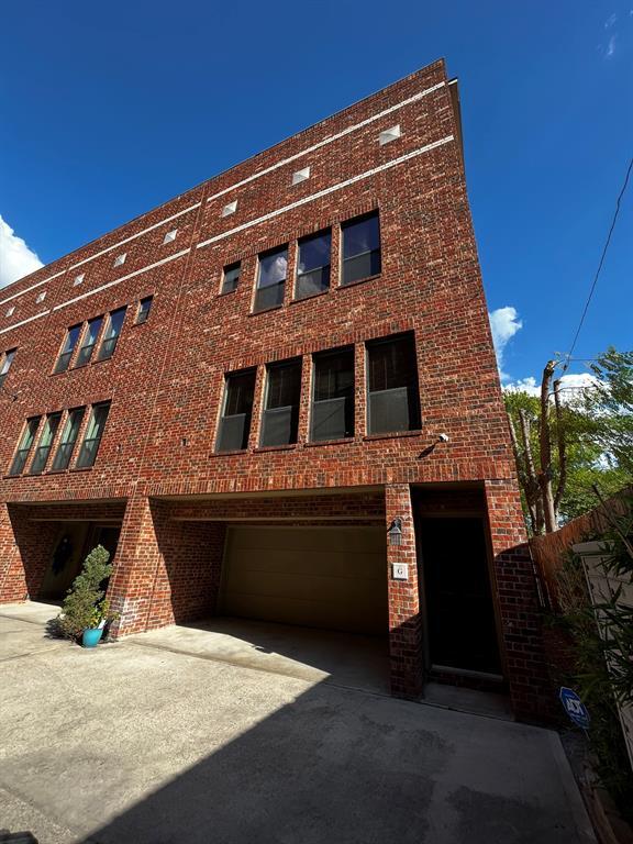 2424 Navigation Blvd Unit G, Houston, TX 77003 Condo for Rent in