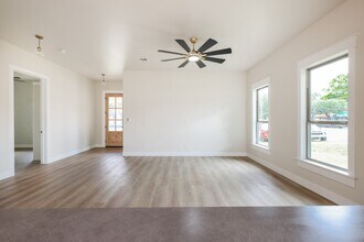 Building Photo - 3407 Garrow St