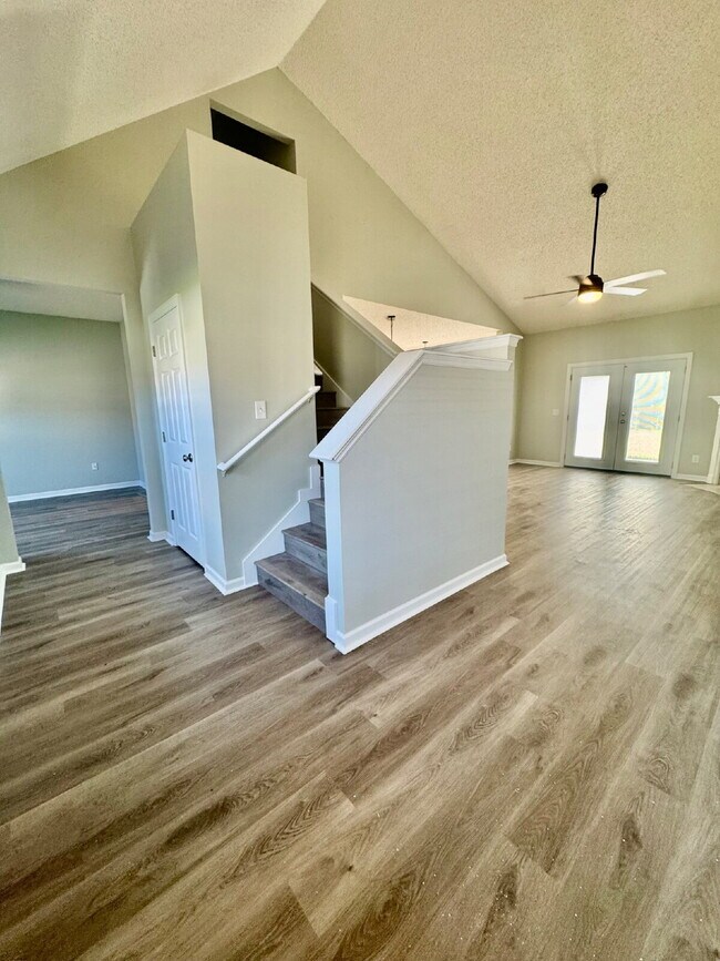 Building Photo - 47 Heartstone Cir