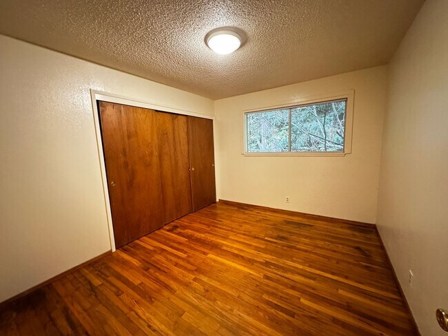 Foto del edificio - 3 Bedroom 2 Bath Home Located in Arcata!