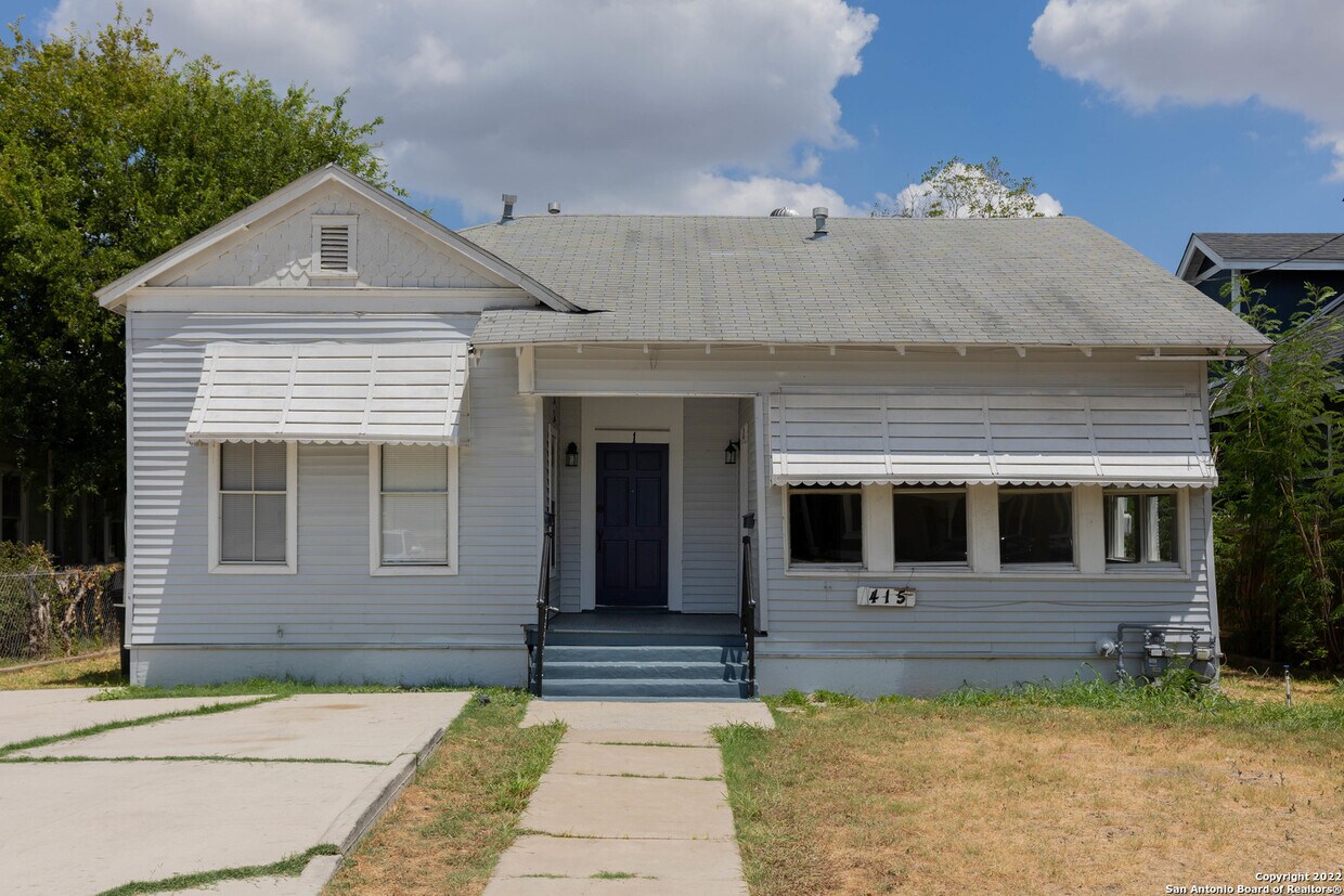 Primary Photo - 415 Denver Blvd