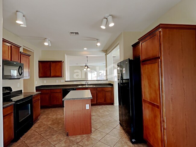 Foto del edificio - 5428 W Ellis Drive