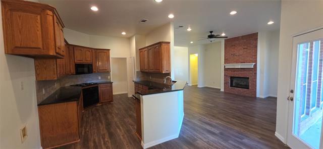 Foto del edificio - 629 Dorchester Dr