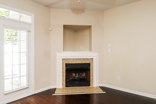 Building Photo - 8248 Carob Tree Ln
