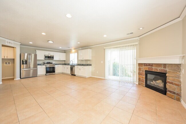 Building Photo - 4081 Delight Dr