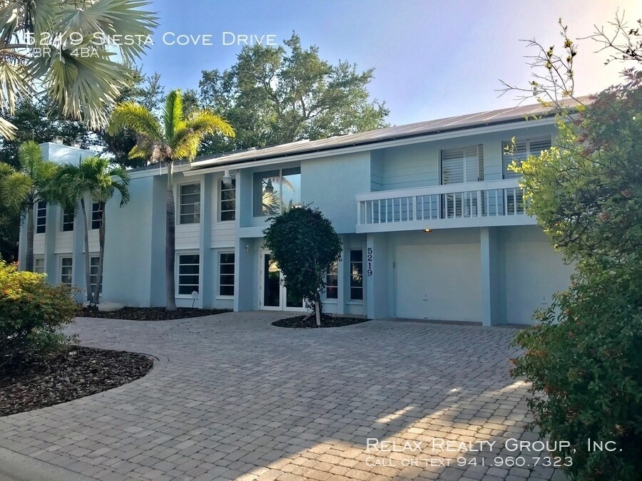 5219 Siesta Cove Dr, Siesta Key, FL 34242 House Rental in Siesta Key