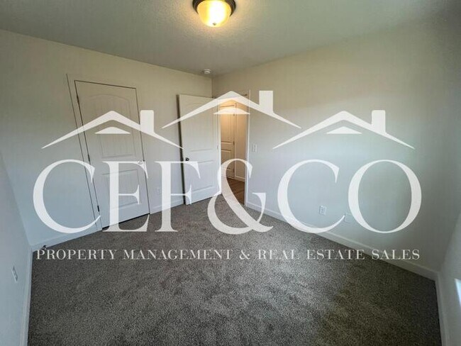 Foto del edificio - Stunning New 3-Bedroom, 2-Bath Home in Spa...