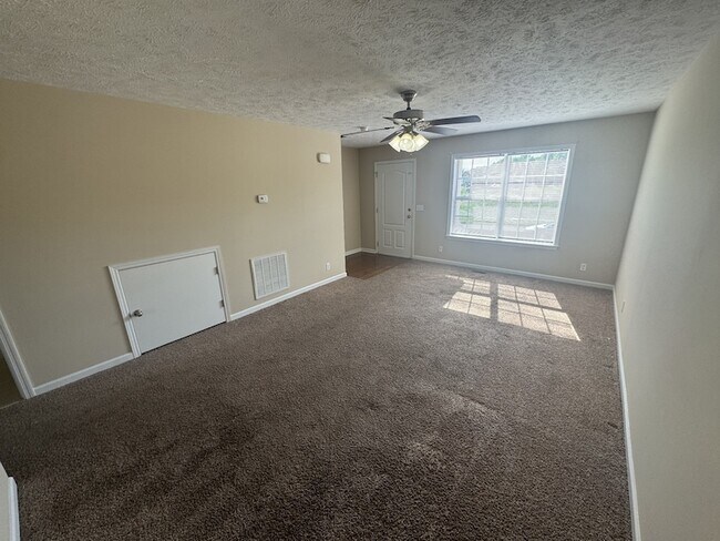 Building Photo - 814 Sevier St