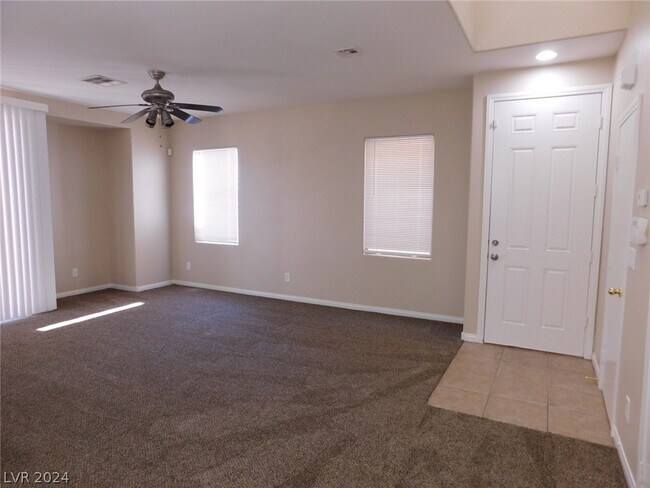 Foto del edificio - 6548 N Butterfly Sky St