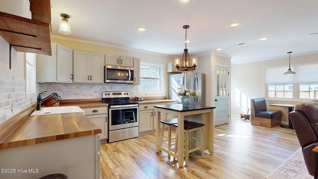 Foto del edificio - 202 Sheldon Rd