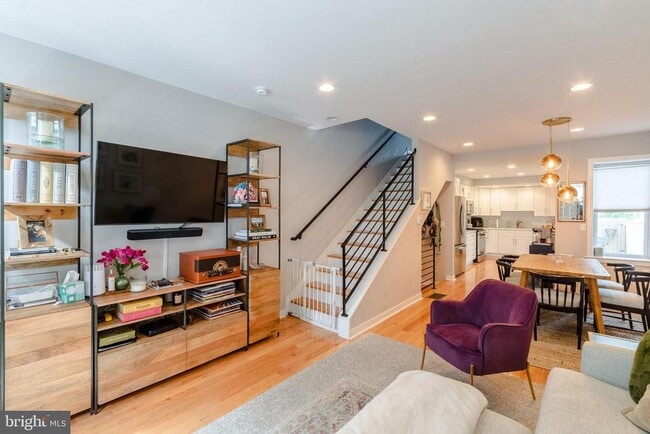 Building Photo - 811 N Bucknell St