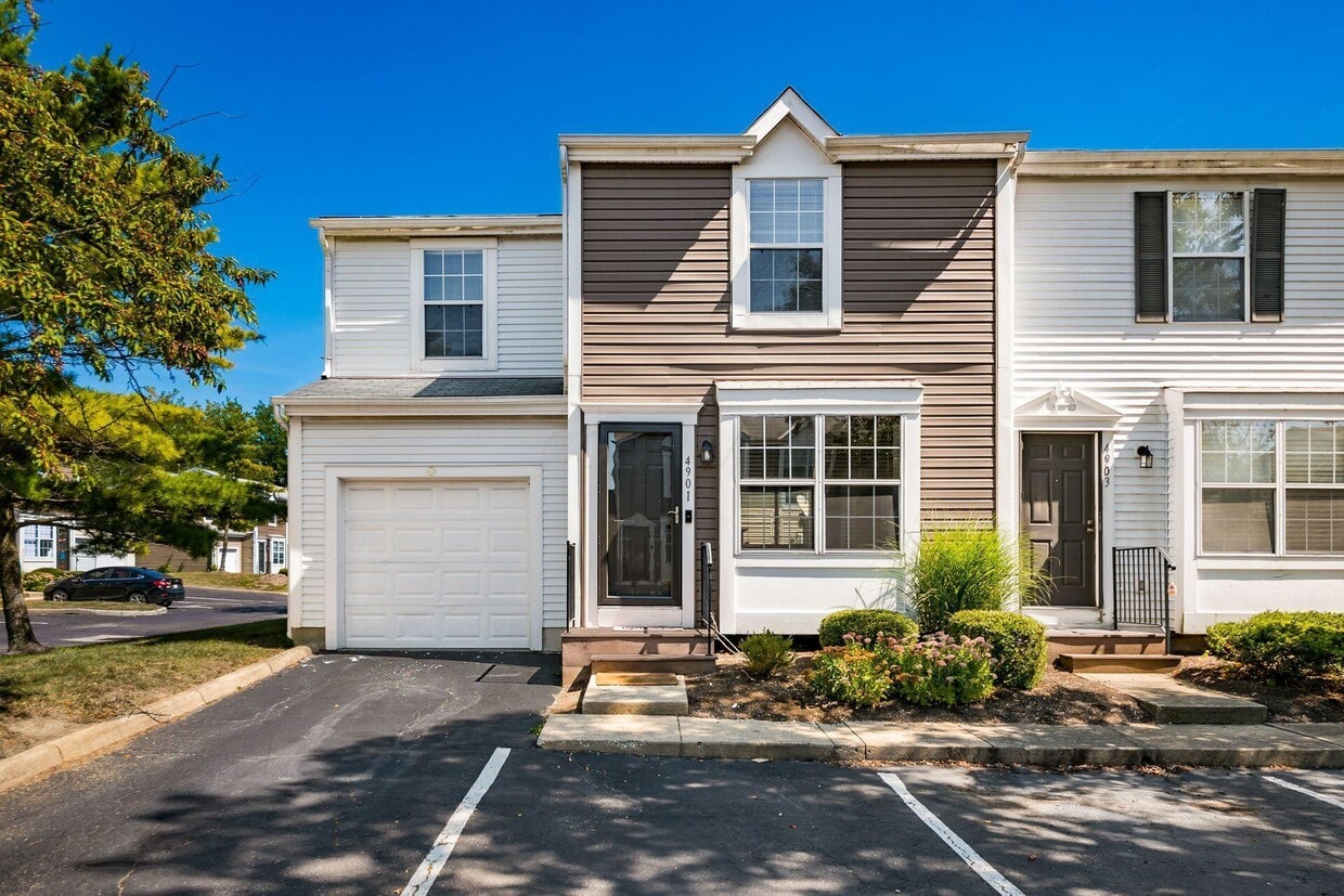 Primary Photo - 4901 Singleton Dr