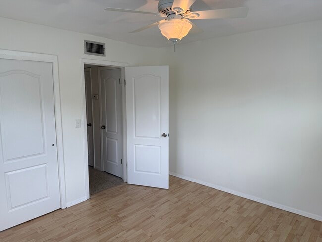 Building Photo - 1008 Malone Dr