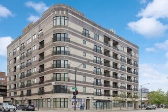 Building Photo - 1601 S State St