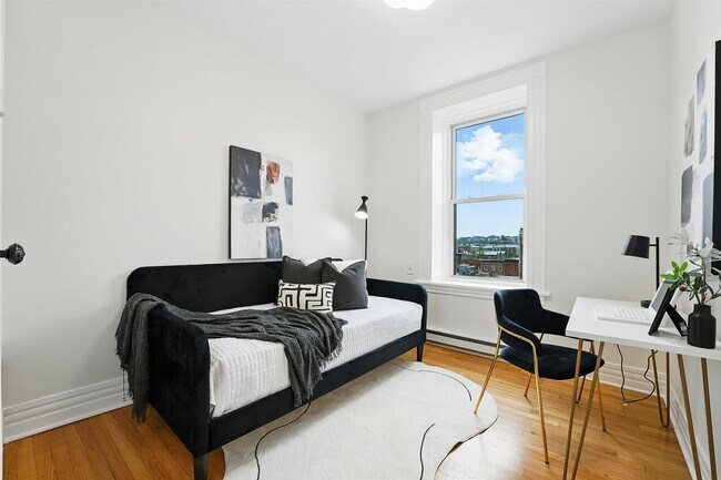 Foto del edificio - 821 Washington St