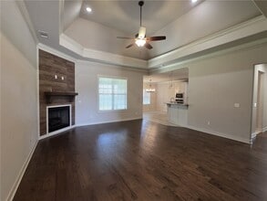 Building Photo - 2905 SW Satinwood Cove
