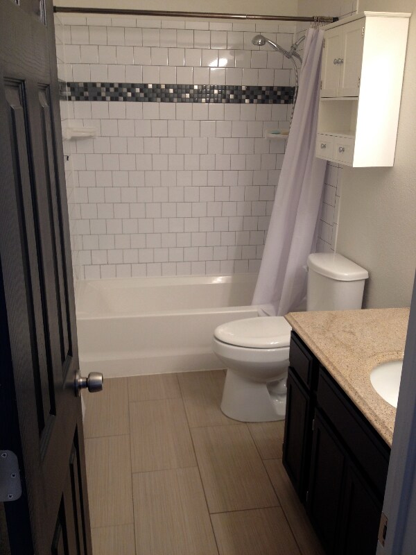 Primary Photo - 2241 W Hillside Ave