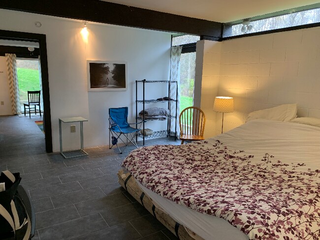 Foto del edificio - 197 Calkins Rd