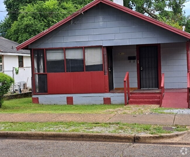 Building Photo - 1617 S Holt St