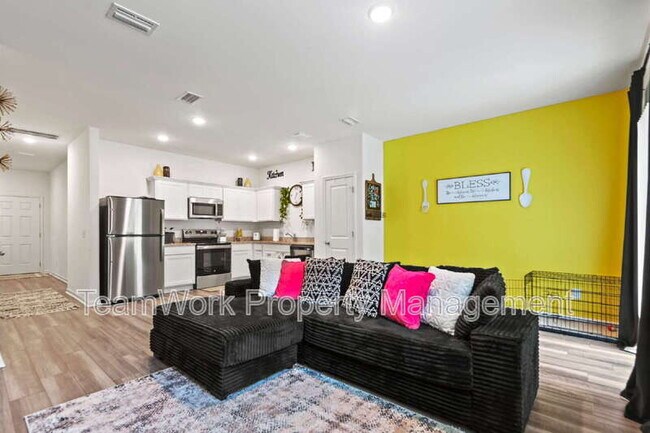 Foto del edificio - 1202 Scarlett Maple St