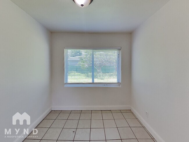 Building Photo - 4760 69th St Unit 1