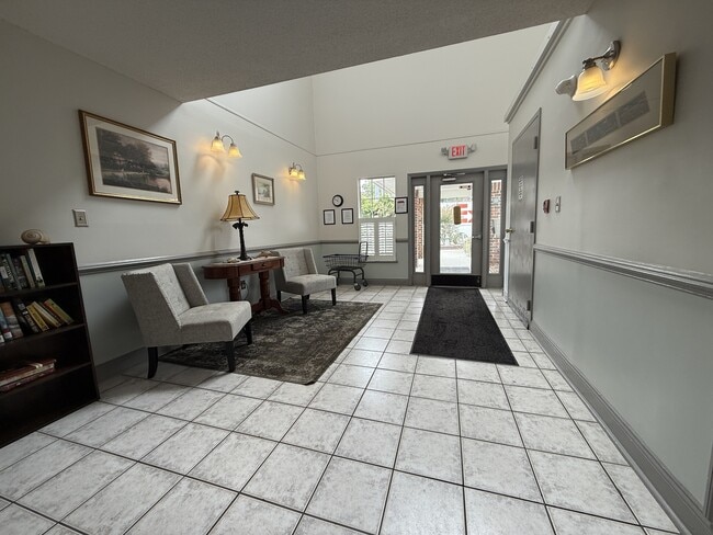 Building Photo - 1231 Ladys Island Dr