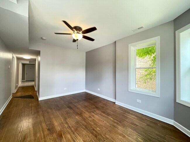Building Photo - 5607 S Throop St