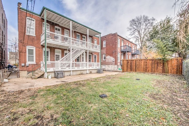 Building Photo - 3636 Shaw Blvd - A