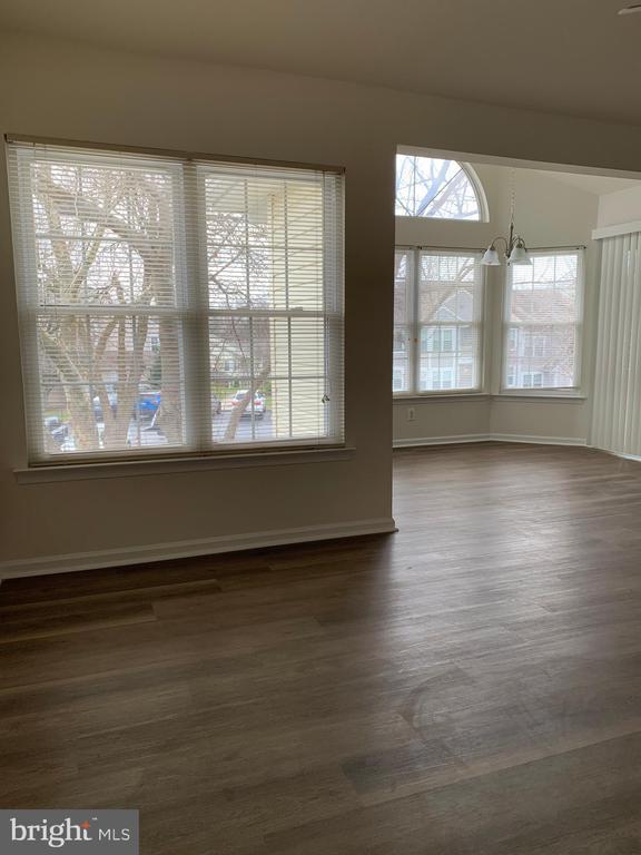 Foto del edificio - 1905 Bennett Pl