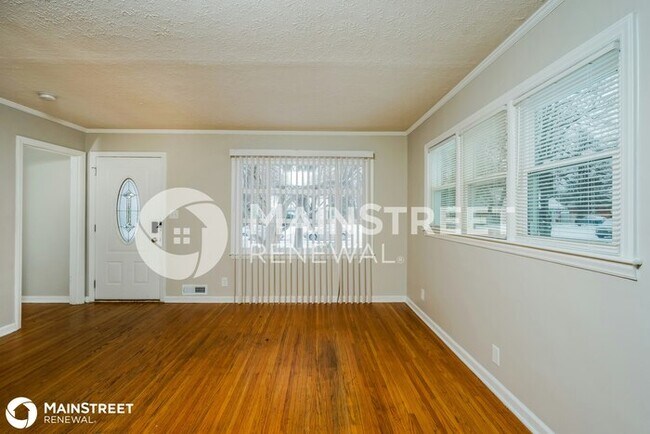 Foto del edificio - 4200 Berkshire Ave, Louisville, KY 40220
