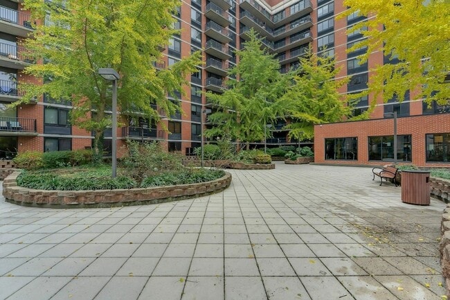 Foto del edificio - 700 Grove St