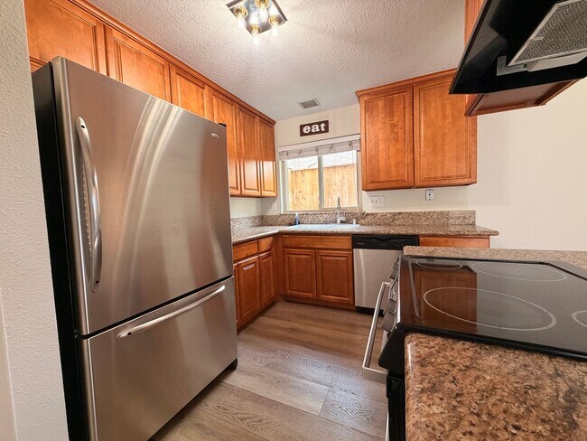Foto del edificio - Beautiful Bay Ridge Cul-de-Sac Townhome