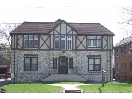 Primary Photo - 2130 Auburn Apartments
