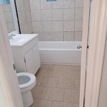 Building Photo - 1222 Teal St